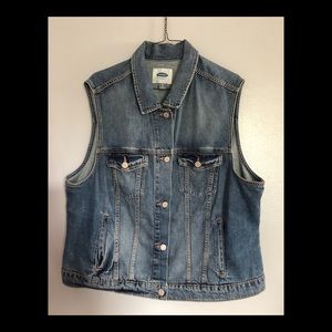 Old Navy Blue Jean Vest Jacket 🖤